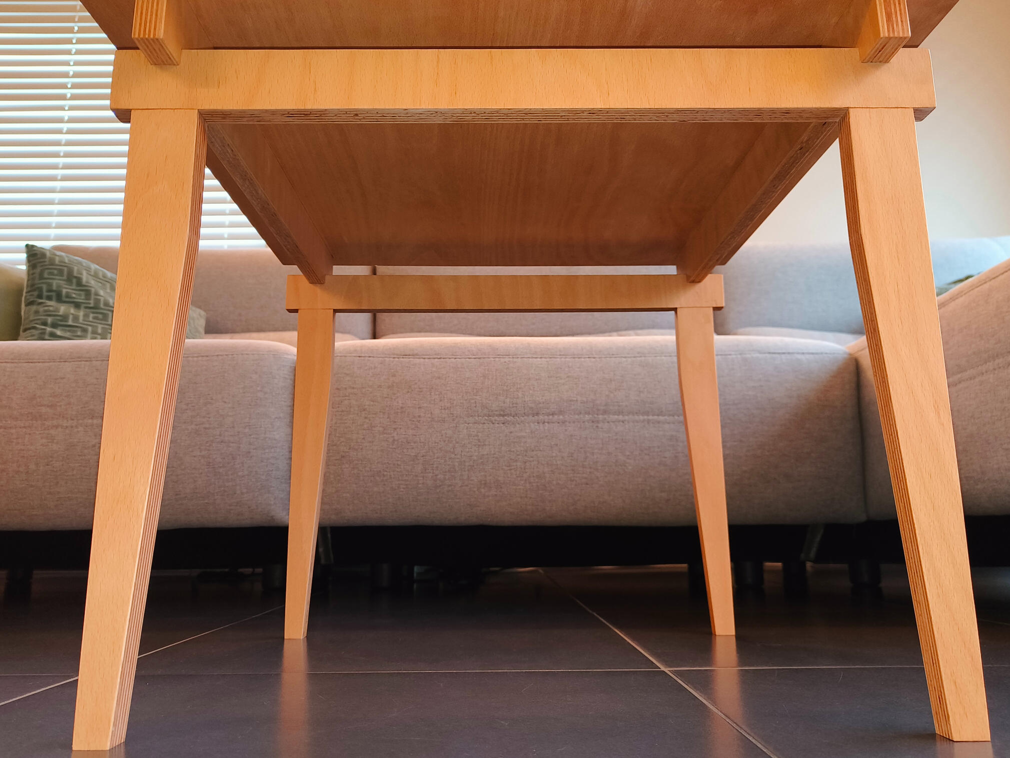 Houten bijzettafel