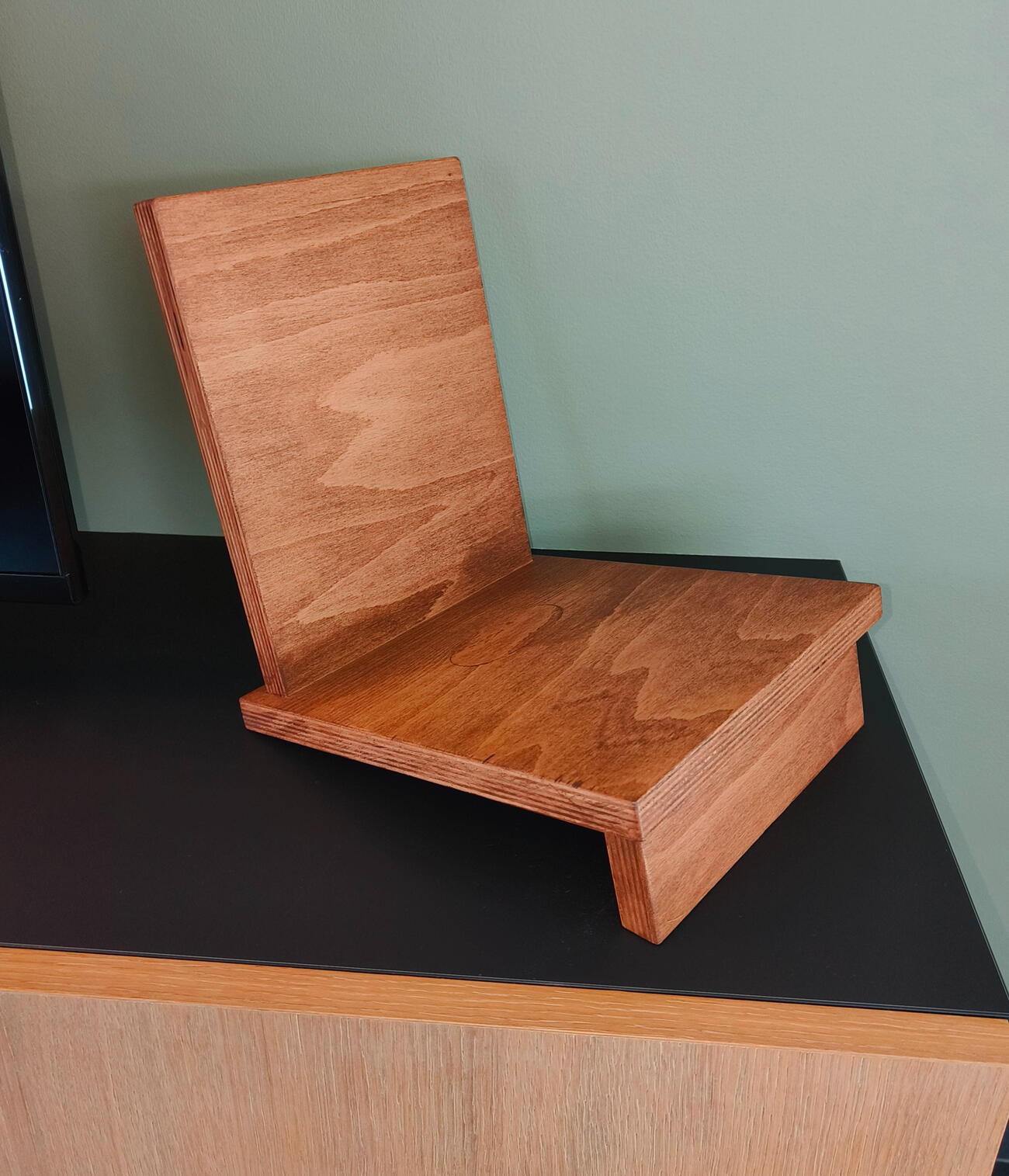 Houten boekensteun