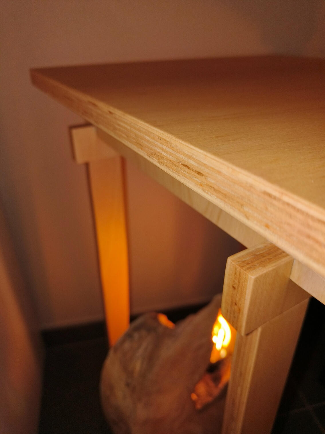 Houten bijzettafel