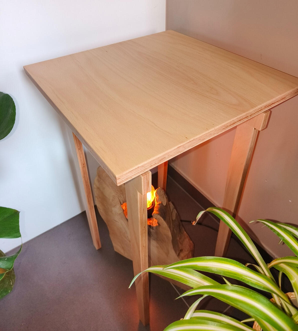 Houten bijzettafel